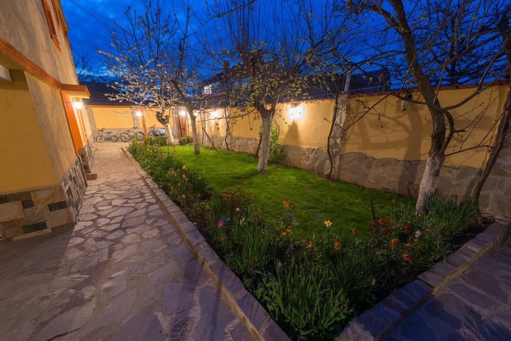 Marinovata Kashta Guest House เวลิกี เปรสลาฟ ภายนอก รูปภาพ